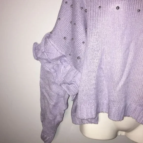 Ruffled Sleeve Beaded Knit Top - Picture 5 of 7